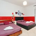 Konukevi Dandi Domus 3*