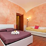 Dandi Domus Konukevi 3*