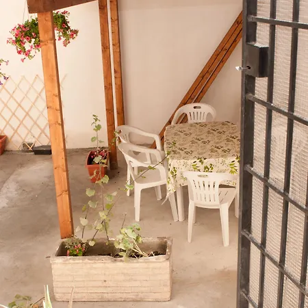 Dandi Domus 3*