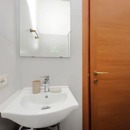 Konukevi Dandi Domus Roma