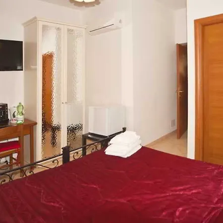 Konukevi Dandi Domus Roma